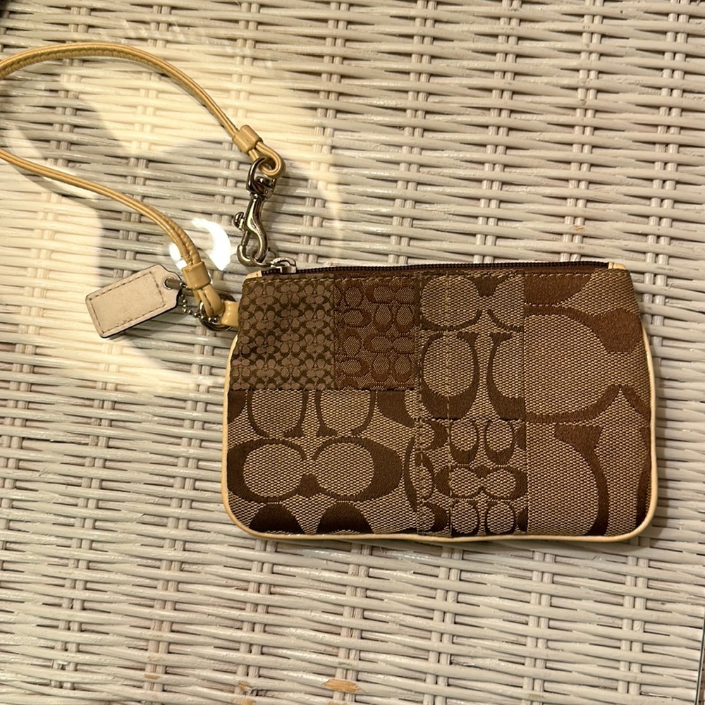 Coach Poppy Wristlet